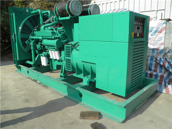 新兴出租发电机-进口柴油发电机组与国产柴油发电机组的区别