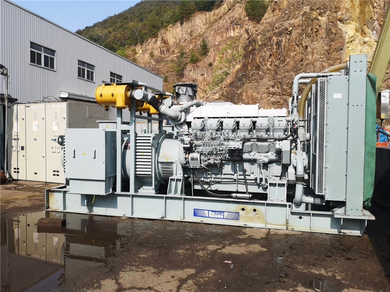 新兴储能设备在应用领域拓展过程中面临哪些新的挑战？