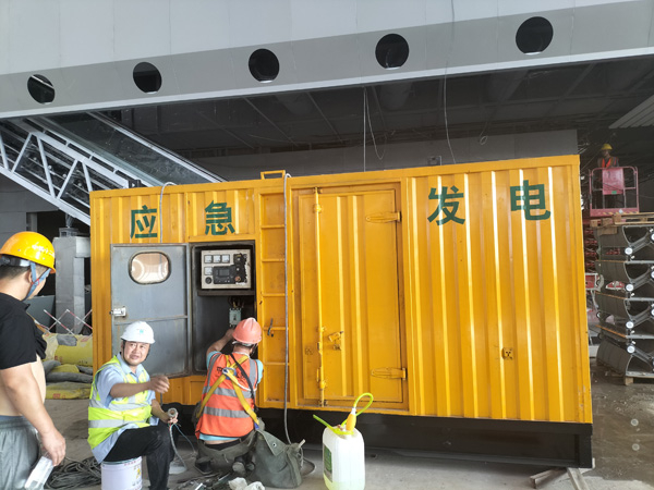 新兴怎样判断空气滤清器是否需要更换？