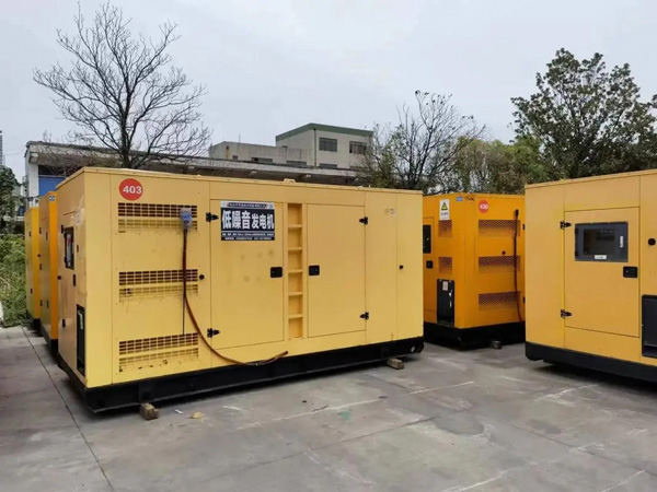 新兴如何检查柴油发电机的空气滤清器是否需要更换？